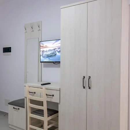 Kale Apartment Sarandë